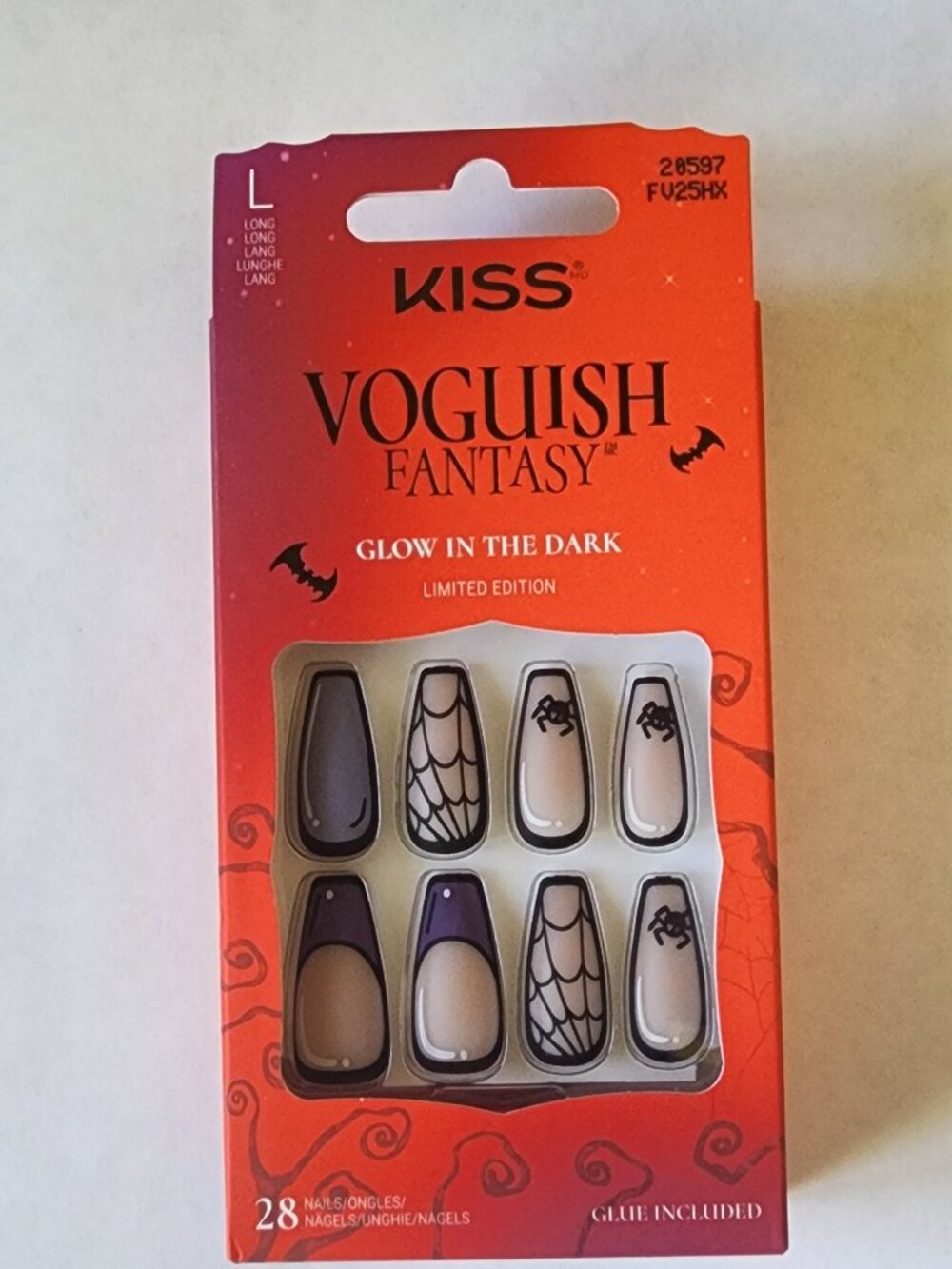 KISS Nails - Voguish Fantasy for Halloween, Glow in the Dark